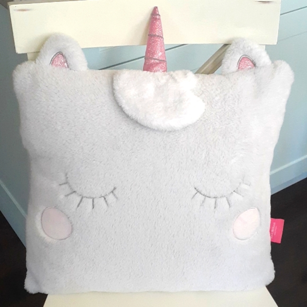 % Isaac Mizrahi Fluffy Sleepy Unicorn plush throw pillow